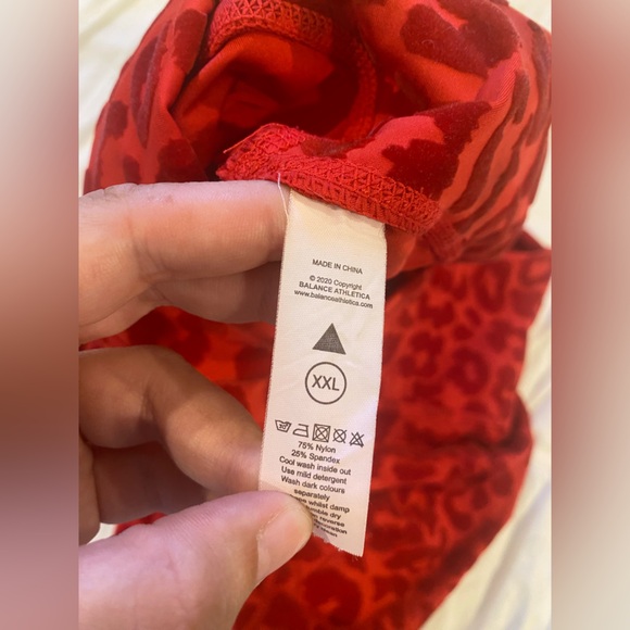 Balance Athletica Red Leopard Seamless Biker Shorts XXL High Rise - Picture 3 of 4